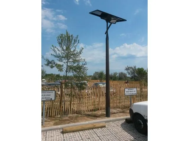 Lampadaires solaires autonomes pour résidence et lotissement